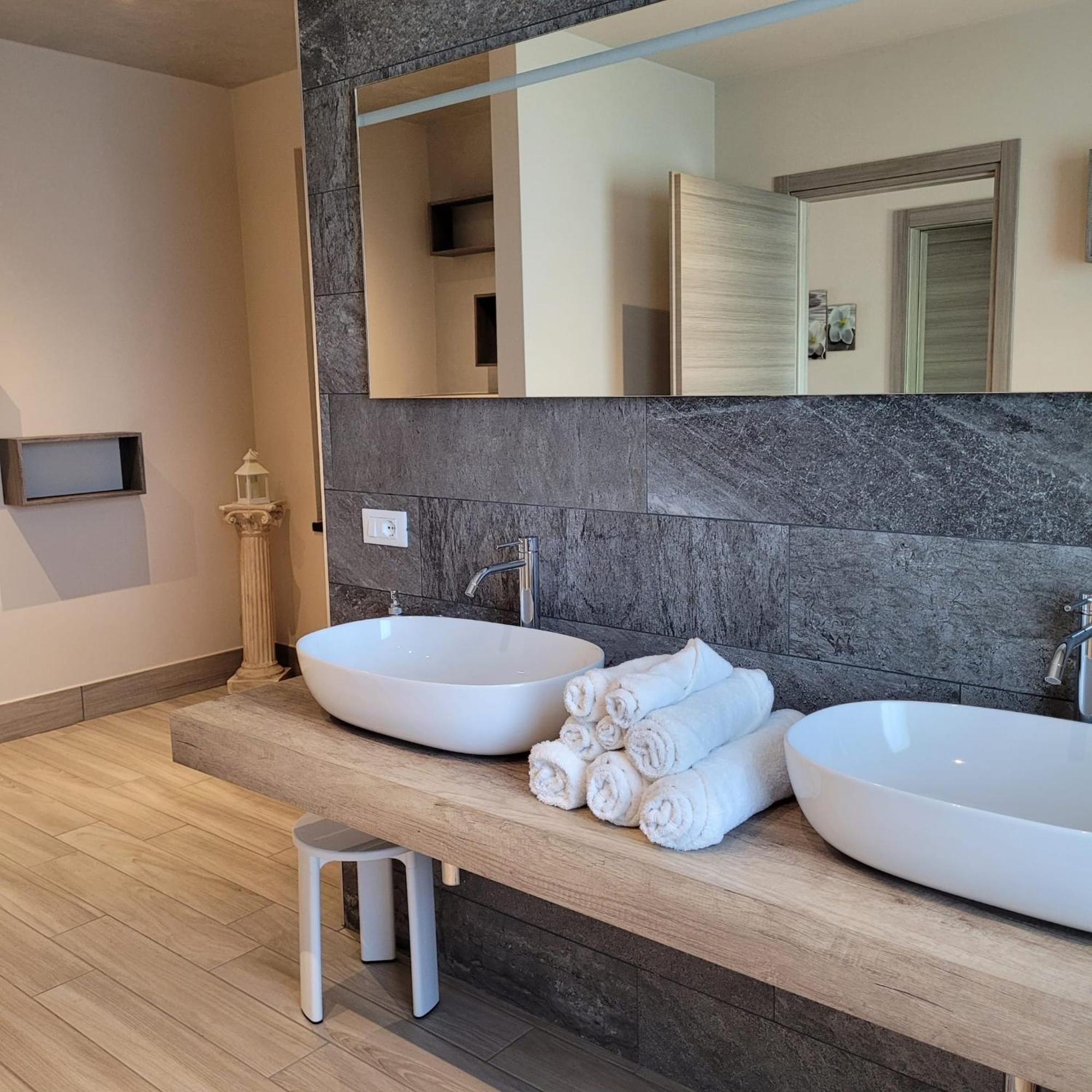 Villa Dall'Angelo Suite Mountain Lake Endine Hospitality Endine Gaiano Eksteriør bilde